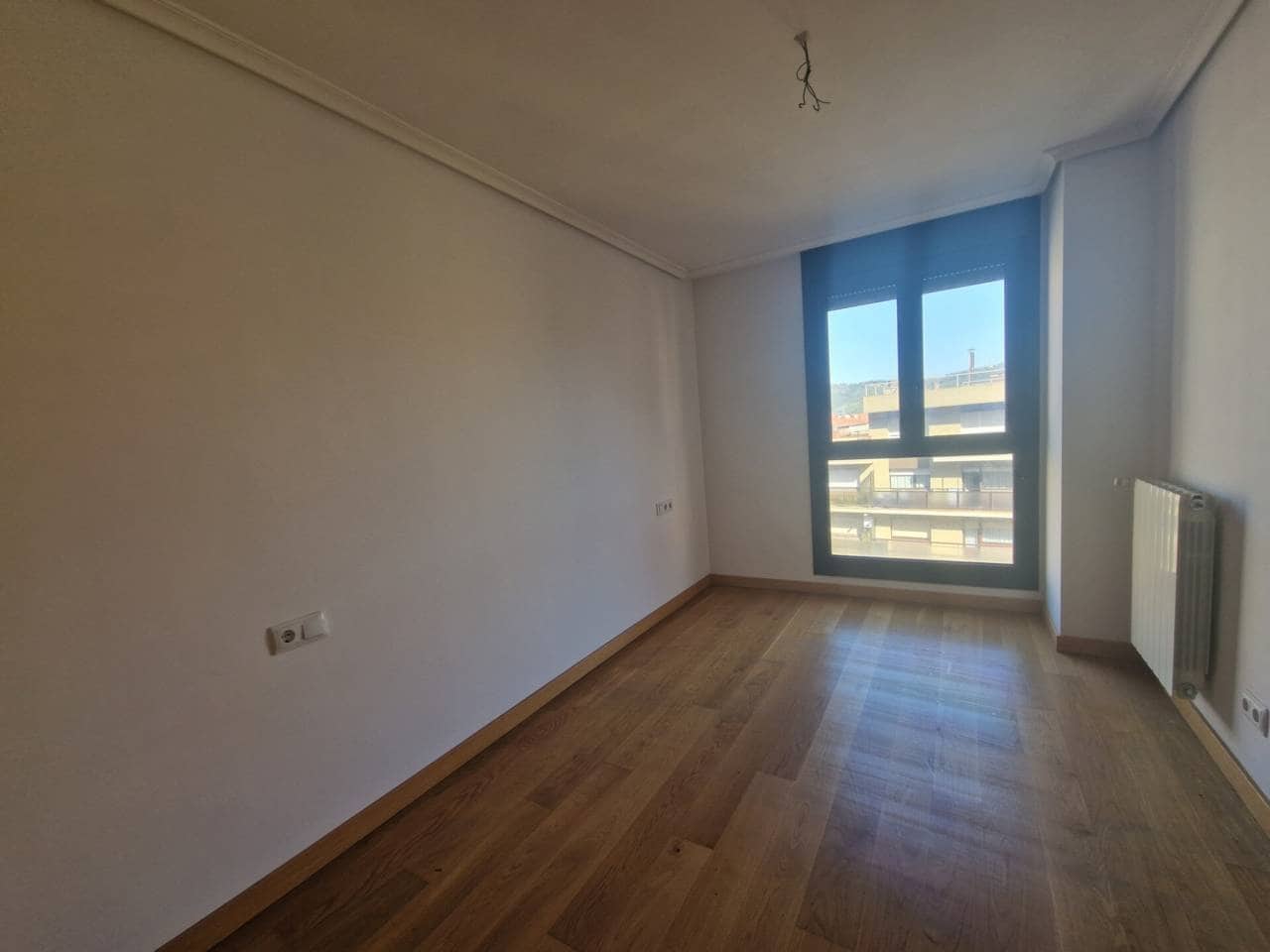 3 soveværelse Lejlighed til salg i Bilbao med garage - € 478.000 (Ref: 3861494)