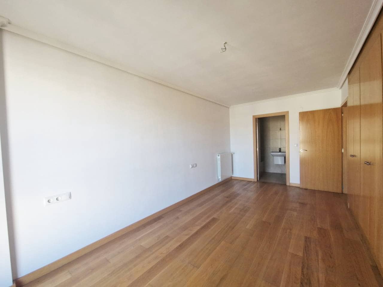 3 soveværelse Lejlighed til salg i Bilbao med garage - € 478.000 (Ref: 3861494)