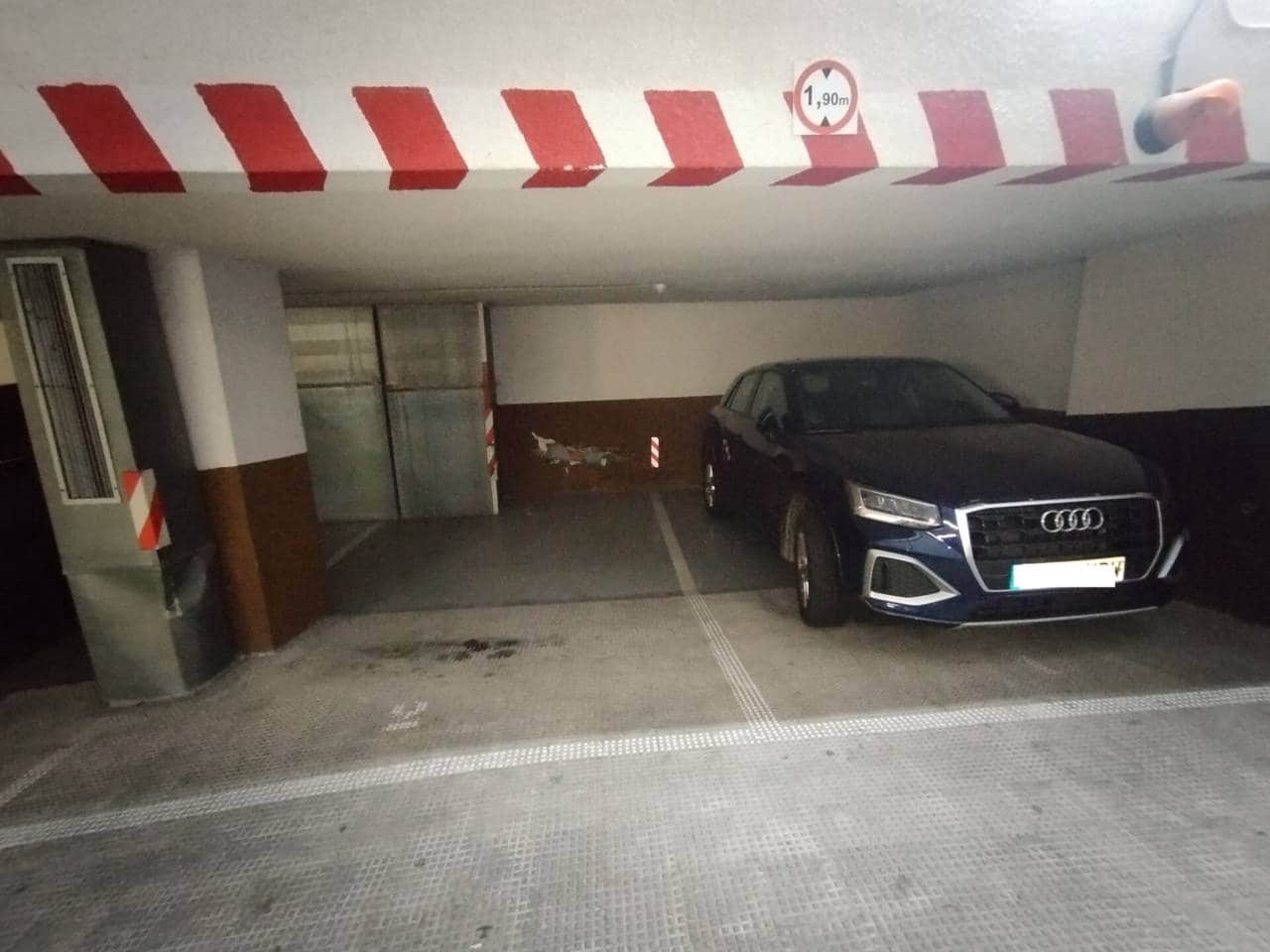 Garage til salg i Bilbao - € 55.000 (Ref: 3861761)