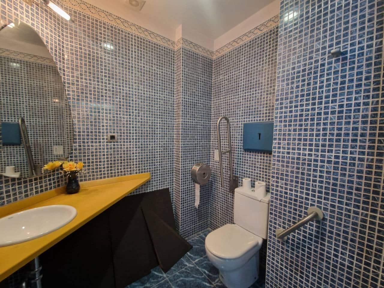 Commerciale da affittare in Bilbao - 1.100 € (Rif: 3861881)