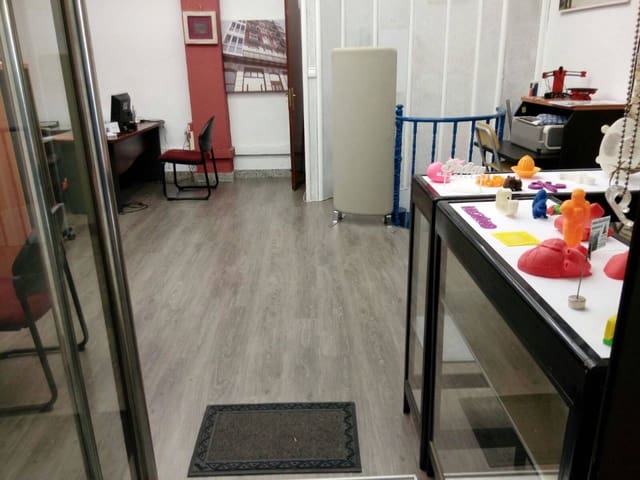 Comercial para venda em Bilbao - 99 000 € (Ref: 3862190)