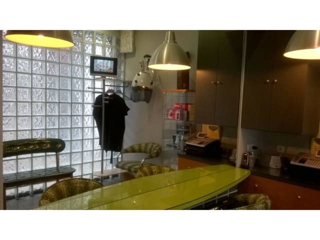 Commercial for sale in Bilbao - € 99,000 (Ref: 3862220)