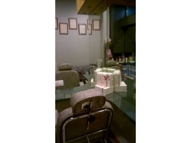 Commercial for sale in Bilbao - € 99,000 (Ref: 3862220)