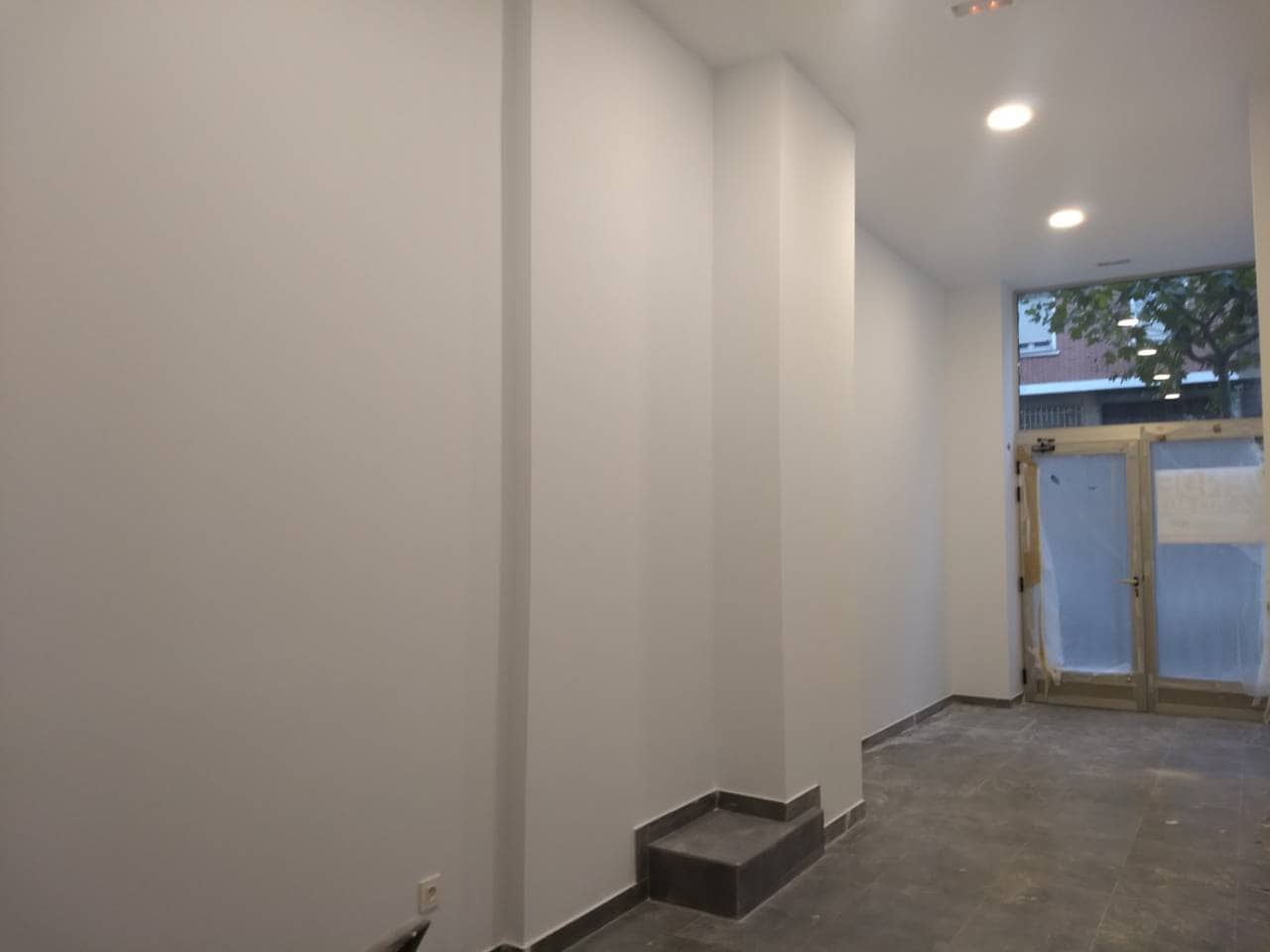 Erhverv til salg i Bilbao - € 50.000 (Ref: 3873484)