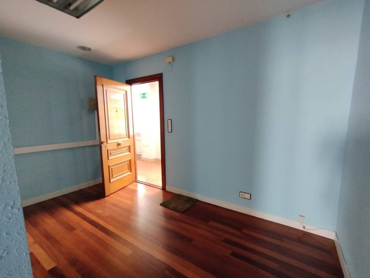 Kontor til leje i Bilbao - € 490 (Ref: 3894683)