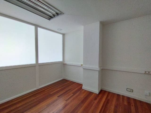 Kontor til leje i Bilbao - € 490 (Ref: 3894683)