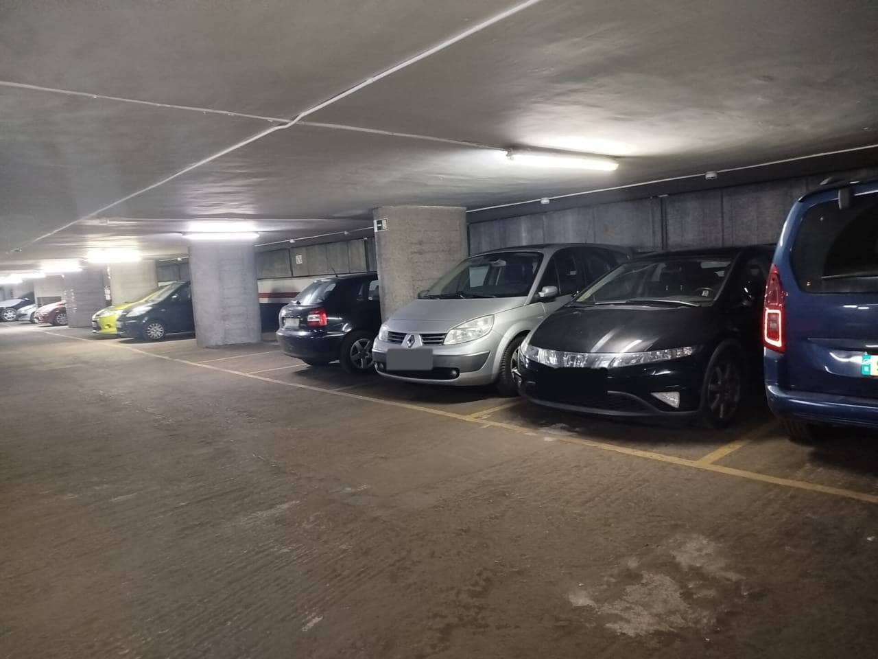 Garage til salg i Bilbao - € 26.000 (Ref: 4033115)