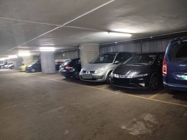 Garage til salg i Bilbao - € 26.000 (Ref: 4033115)