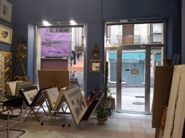 Commercial for sale in Bilbao - € 370,000 (Ref: 4137256)
