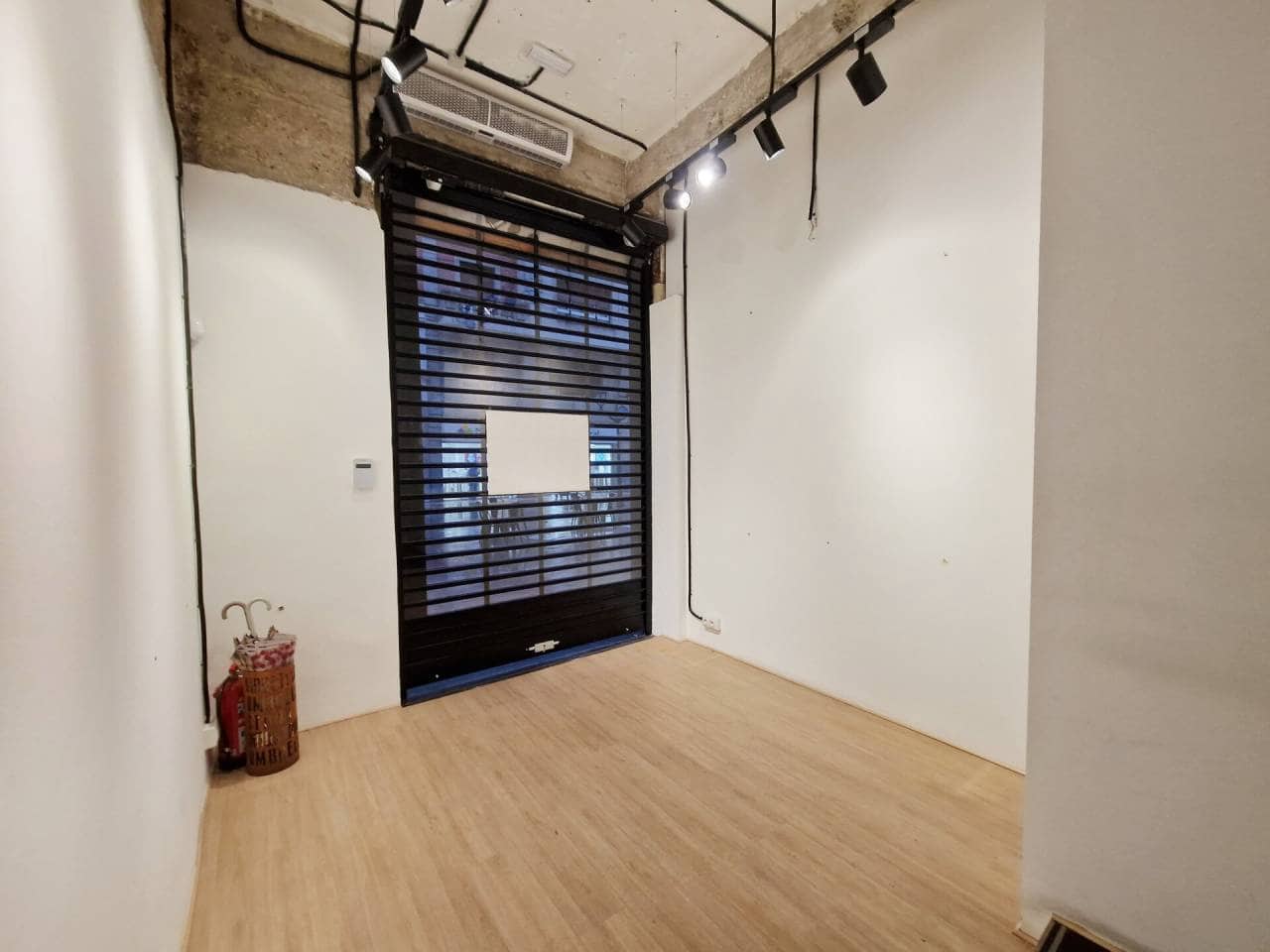 Commerciale da affittare in Bilbao - 2.500 € (Rif: 4182373)