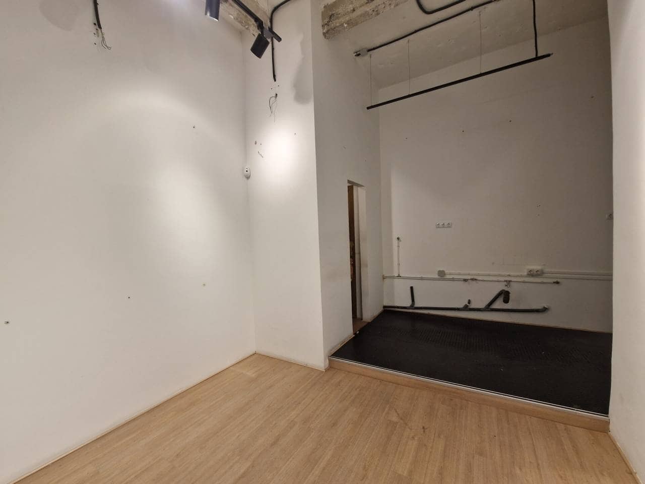 Commerciale da affittare in Bilbao - 2.500 € (Rif: 4182373)