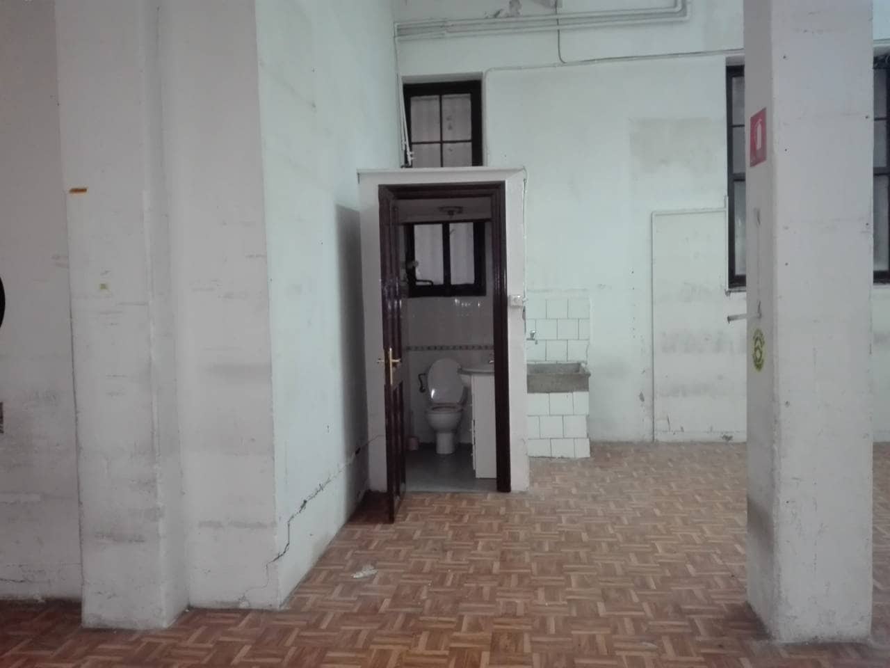 Erhverv til leje i Bilbao - € 1.500 (Ref: 4218314)