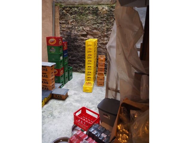 Commercial for sale in Bilbao - € 310,000 (Ref: 4261013)