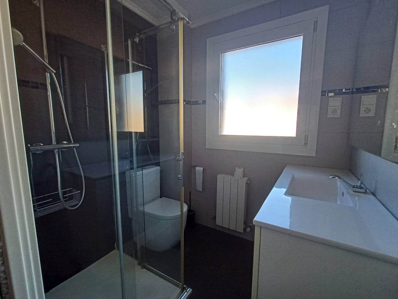 2 soveværelse Lejlighed til leje i Bilbao - € 1.350 (Ref: 4313253)