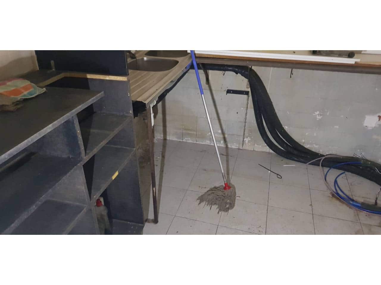 Kommersiell til salgs i Bilbao - € 130 000 (Ref: 4370415)