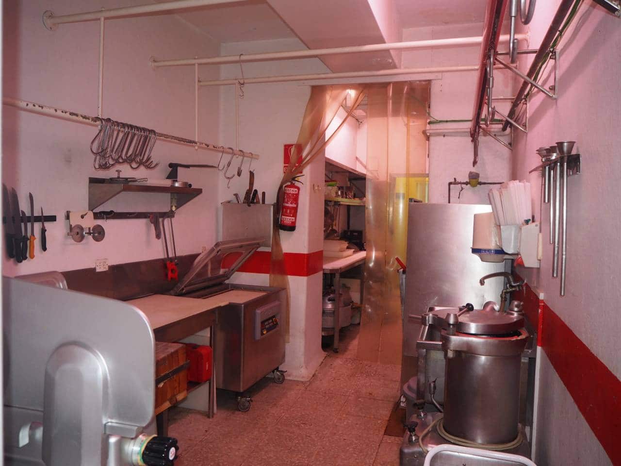 Erhverv til salg i Bilbao - € 175.000 (Ref: 4410854)