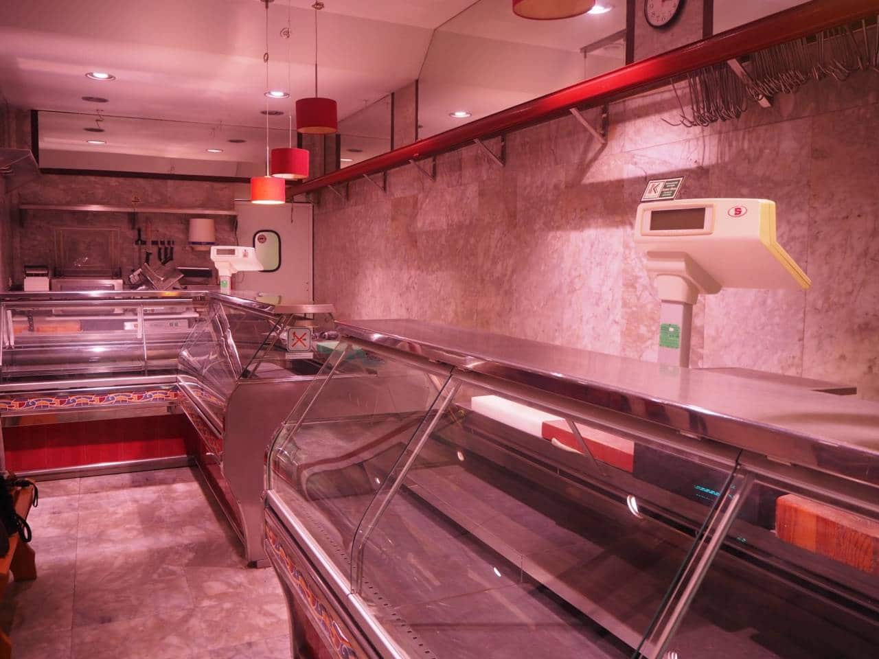 Erhverv til salg i Bilbao - € 175.000 (Ref: 4410854)