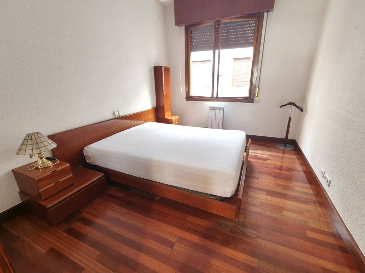 3 bedroom Flat for rent in Bilbao - € 1,400 (Ref: 4421010)