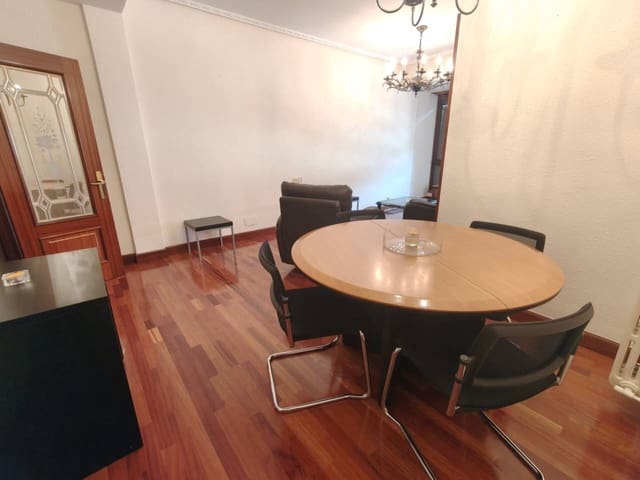 3 bedroom Flat for rent in Bilbao - € 1,400 (Ref: 4421010)