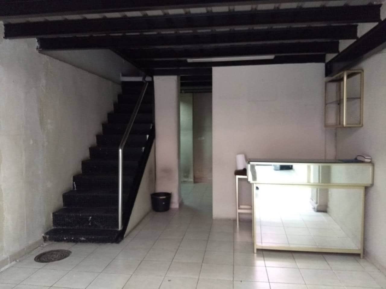 Kommersiell til salgs i Bilbao - € 126 000 (Ref: 4460644)