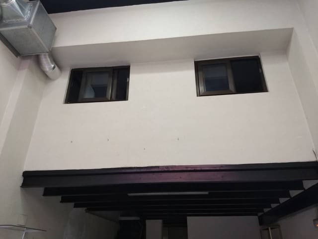 Commercial for sale in Bilbao - € 126,000 (Ref: 4460644)