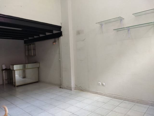 Commercial for sale in Bilbao - € 126,000 (Ref: 4460644)