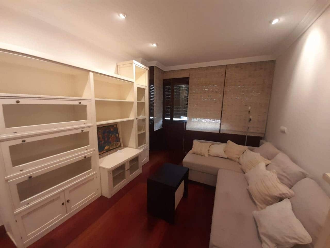 2 bedroom Flat for rent in Bilbao with garage - € 1,200 (Ref: 4629084)