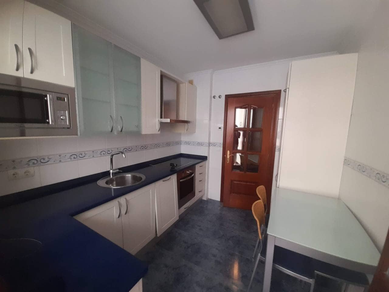 2 bedroom Flat for rent in Bilbao with garage - € 1,200 (Ref: 4629084)