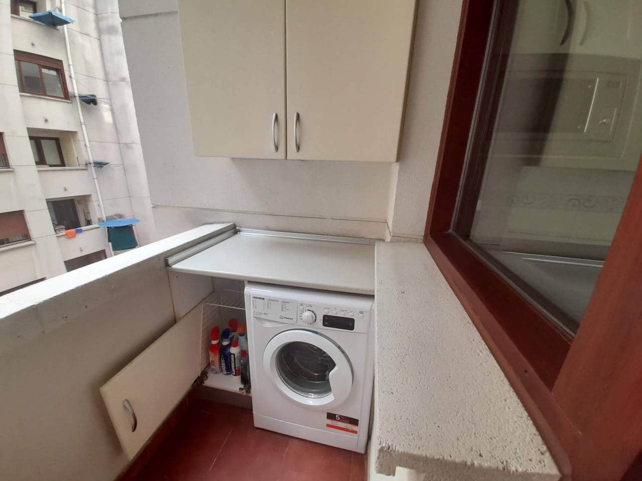 2 bedroom Flat for rent in Bilbao with garage - € 1,200 (Ref: 4629084)