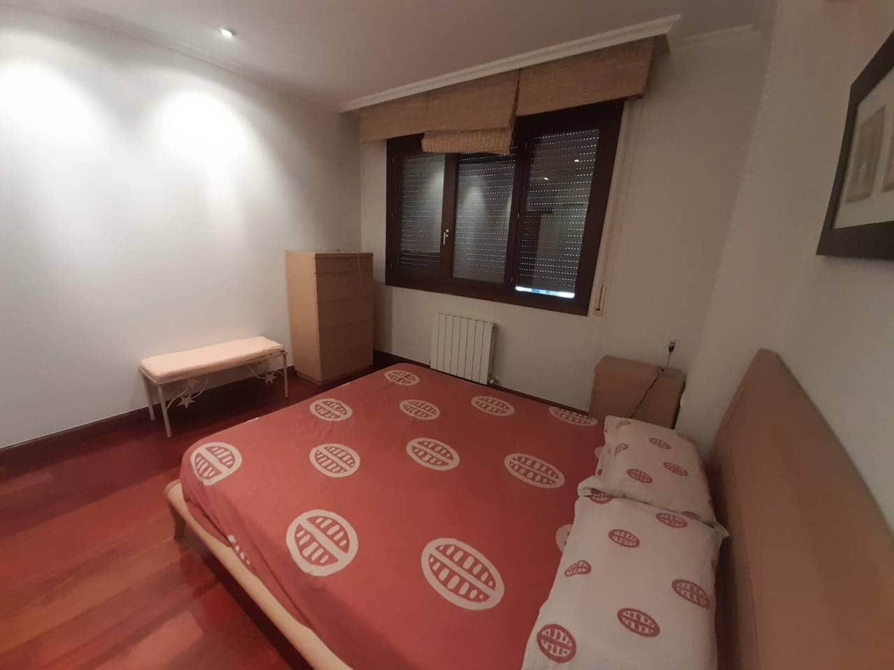 2 bedroom Flat for rent in Bilbao with garage - € 1,200 (Ref: 4629084)