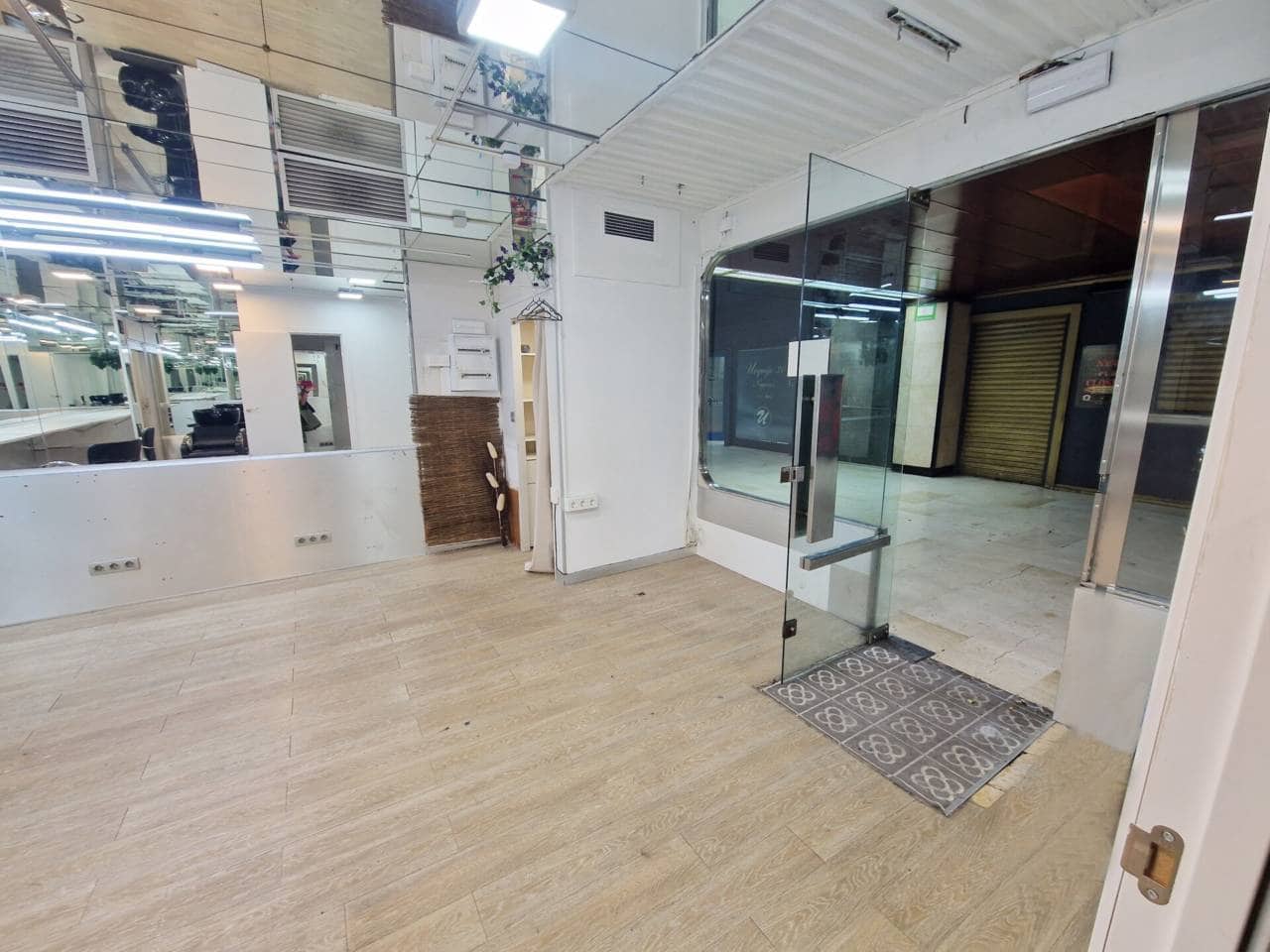 Commercial for rent in Bilbao - € 400 (Ref: 4647174)