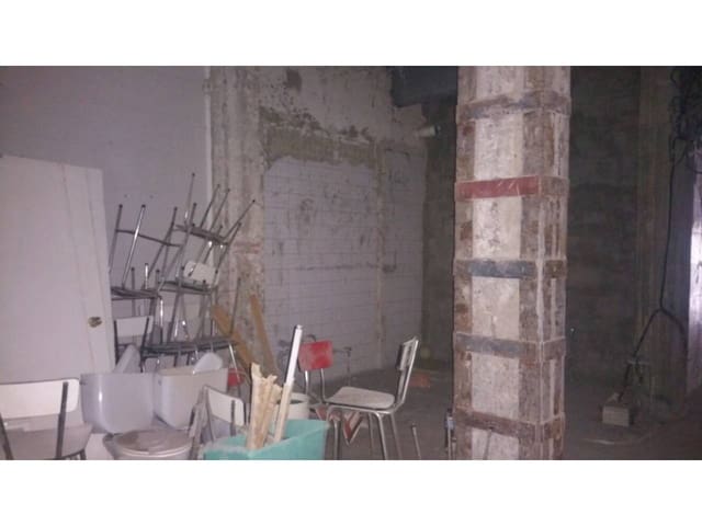 Commercial for sale in Bilbao - € 110,000 (Ref: 4809976)