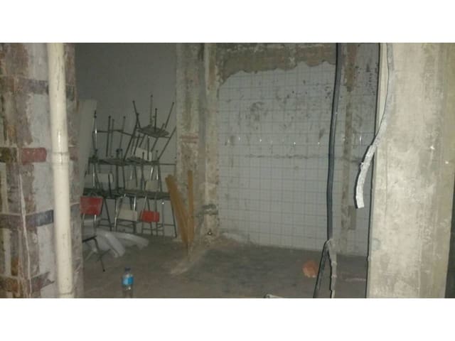 Commercial for sale in Bilbao - € 110,000 (Ref: 4809976)