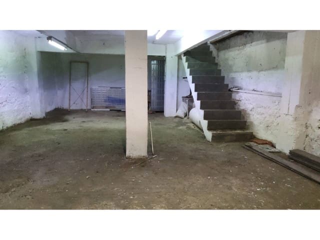 Erhverv til salg i Bilbao - € 270.000 (Ref: 5644188)