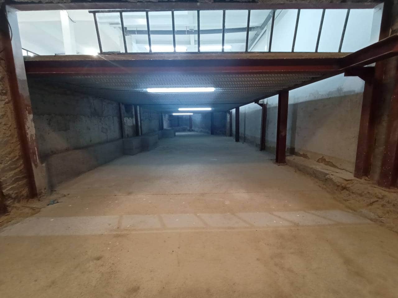 Erhverv til salg i Bilbao - € 600.000 (Ref: 5682719)