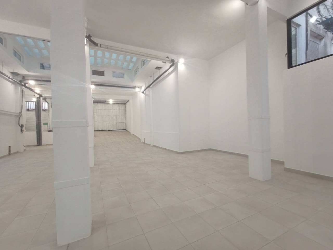 Erhverv til salg i Bilbao - € 600.000 (Ref: 5682719)