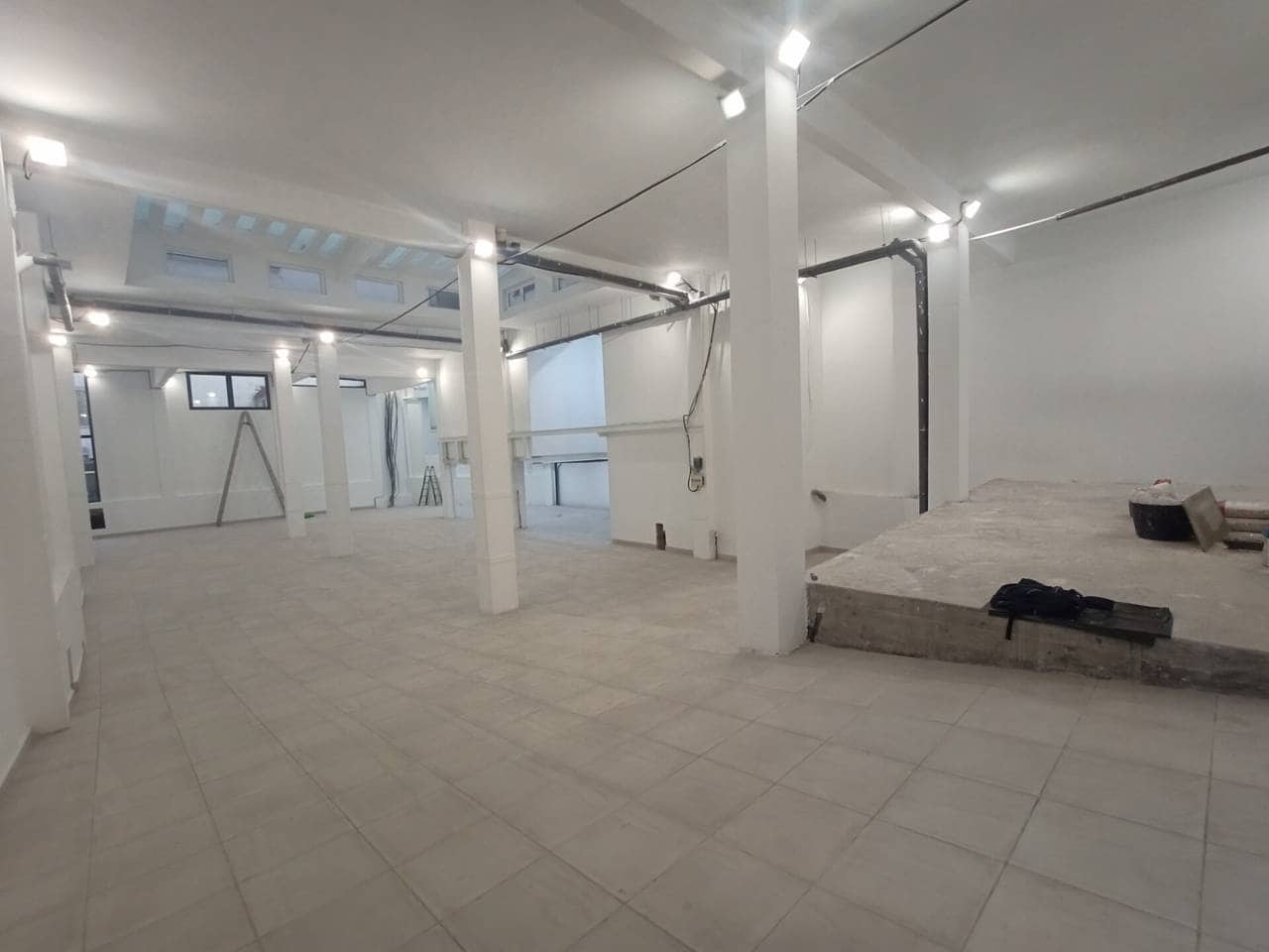 Erhverv til salg i Bilbao - € 600.000 (Ref: 5682719)