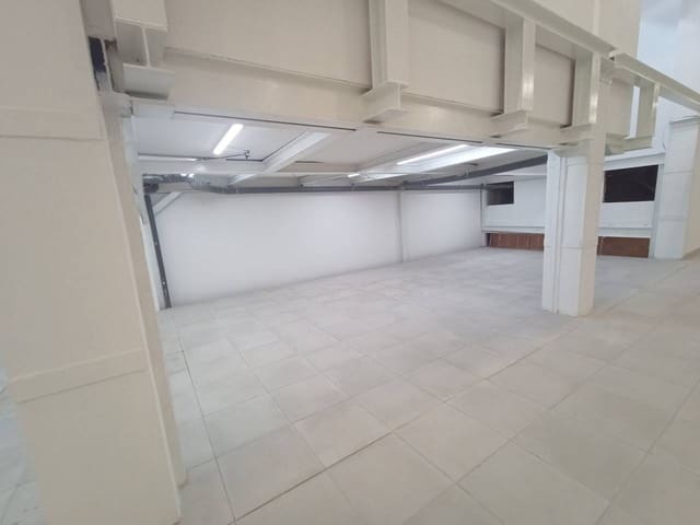 Comercial para venda em Bilbao - 600 000 € (Ref: 5682719)