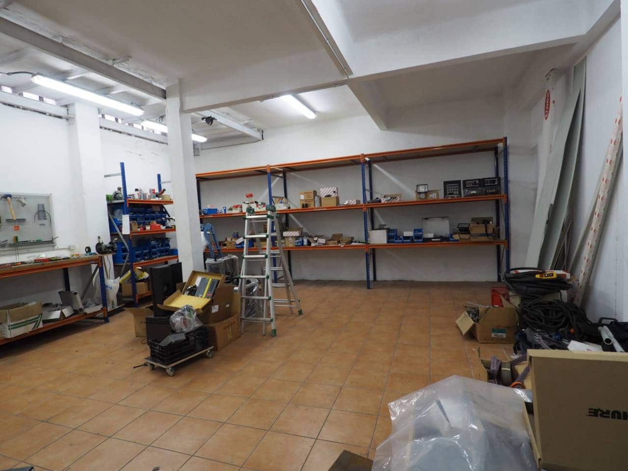 Erhverv til leje i Bilbao - € 900 (Ref: 5711059)