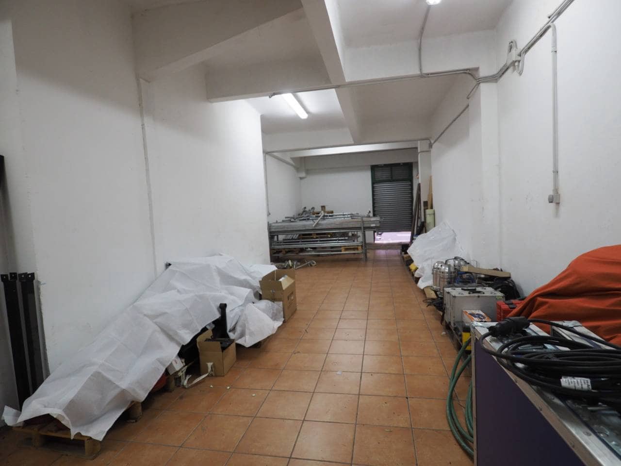 Erhverv til leje i Bilbao - € 900 (Ref: 5711059)