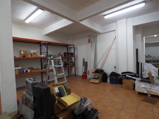 Commercial for rent in Bilbao - € 900 (Ref: 5711059)