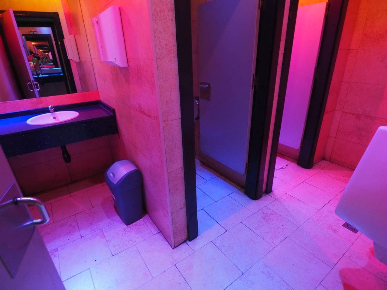 Erhverv til salg i Bilbao - € 1.500.000 (Ref: 5750136)