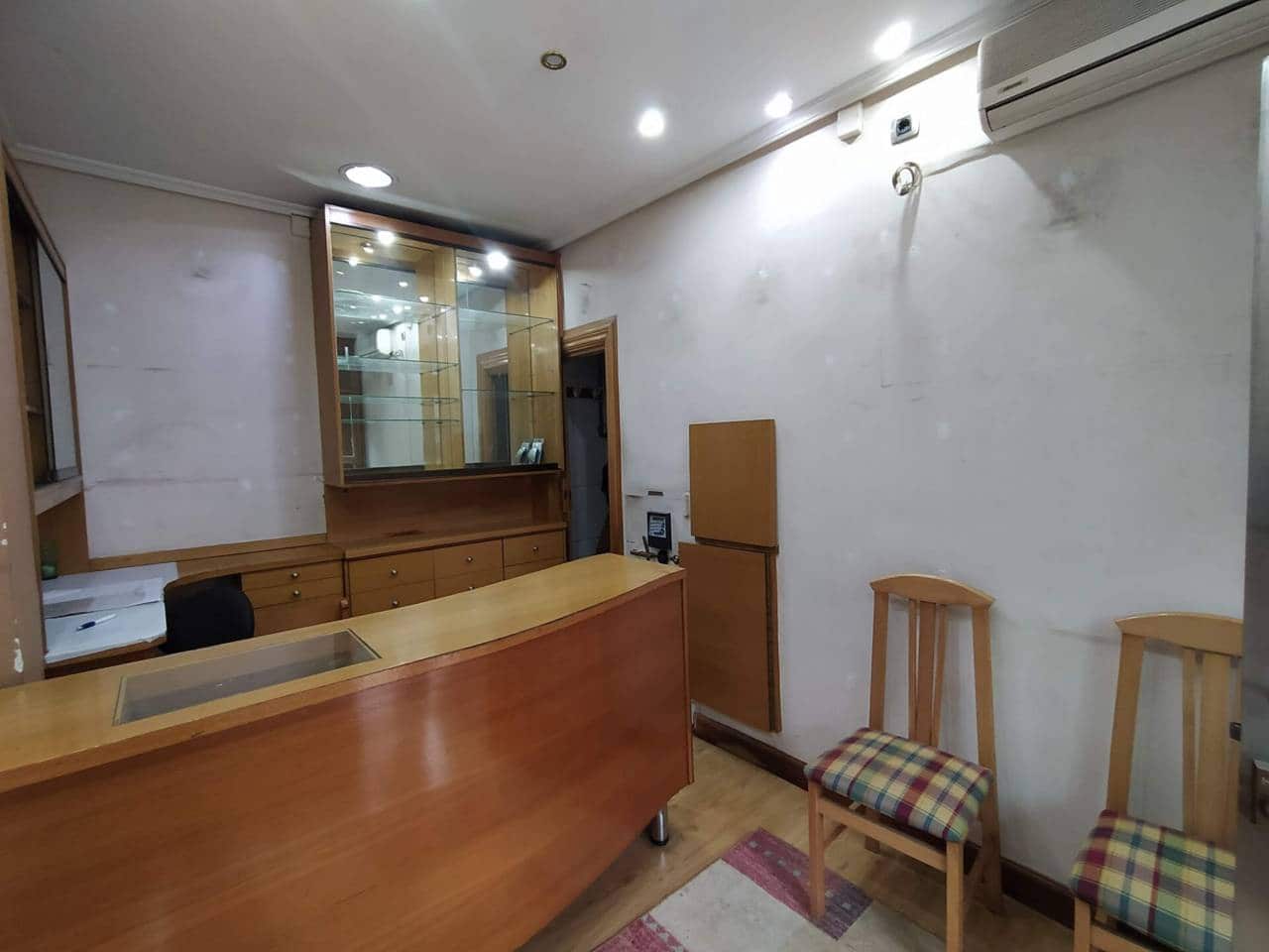 Kommersiell til leie i Bilbao - € 550 (Ref: 5975570)