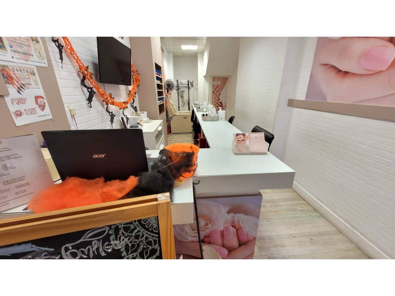 Kommersiell til salgs i Bilbao - € 250 000 (Ref: 6055370)