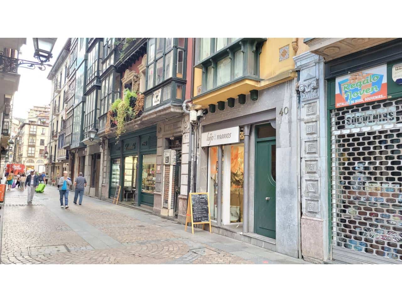 Kommersiell til salgs i Bilbao - € 250 000 (Ref: 6055370)