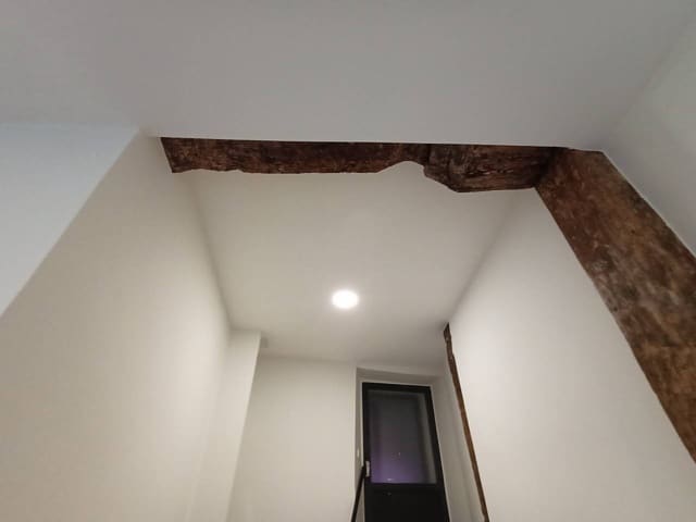 Kommersiell til leie i Bilbao - € 600 (Ref: 6430078)