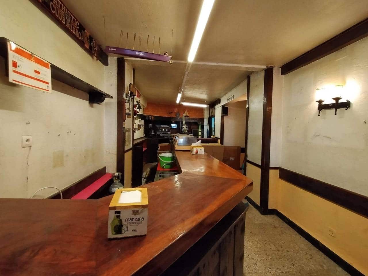 Kaupallinen myytävänä paikassa Bilbao - 110 000 € (Ref: 6466174)