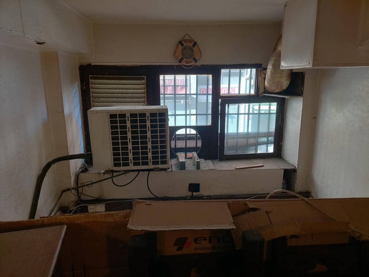 Kaupallinen myytävänä paikassa Bilbao - 110 000 € (Ref: 6466174)