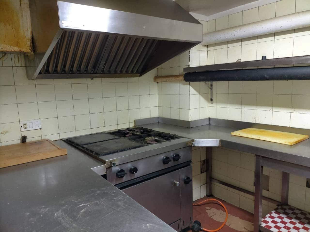 Kaupallinen myytävänä paikassa Bilbao - 110 000 € (Ref: 6466174)