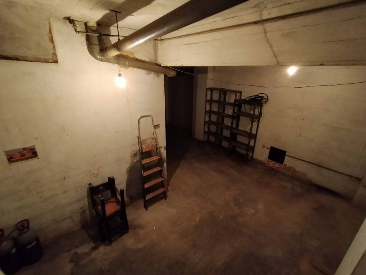 Kaupallinen myytävänä paikassa Bilbao - 110 000 € (Ref: 6466174)